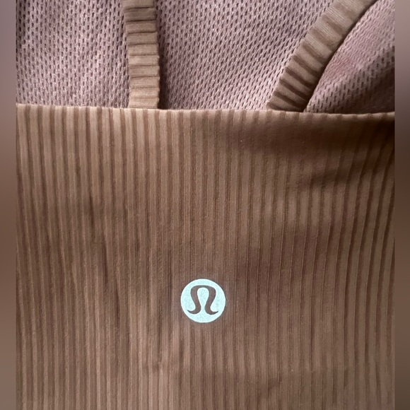 Lulu Lemon Ribbed Like A Cloud Sports Bra - Picture 6 of 6